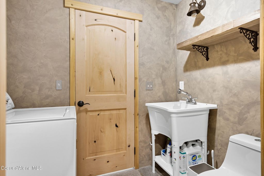 Address unavailable. photo 28