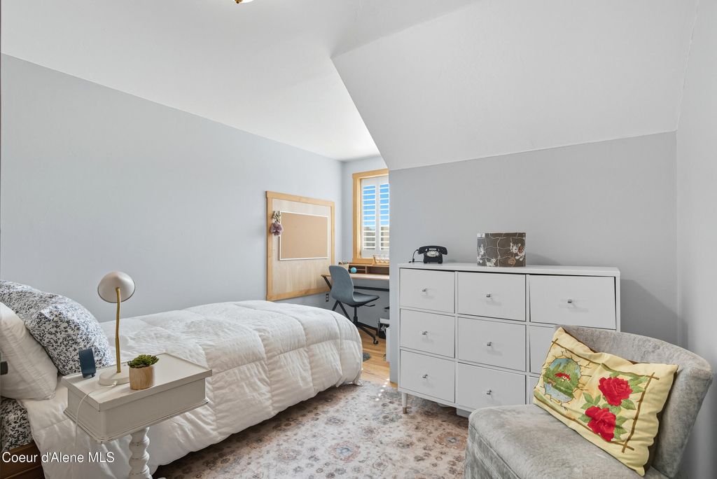 Address unavailable. photo 41