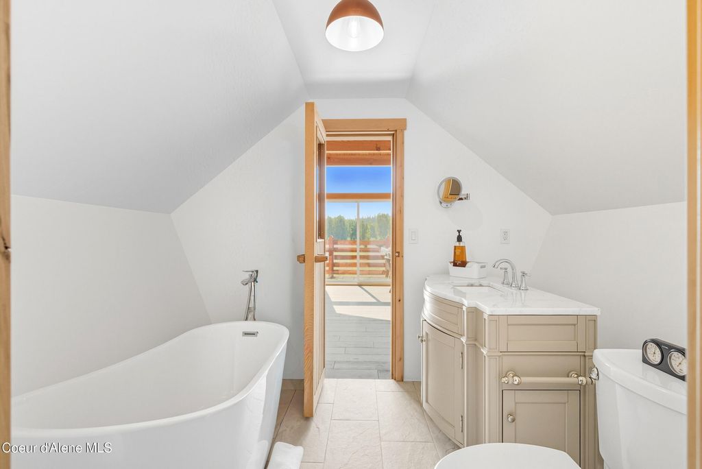 Address unavailable. photo 52