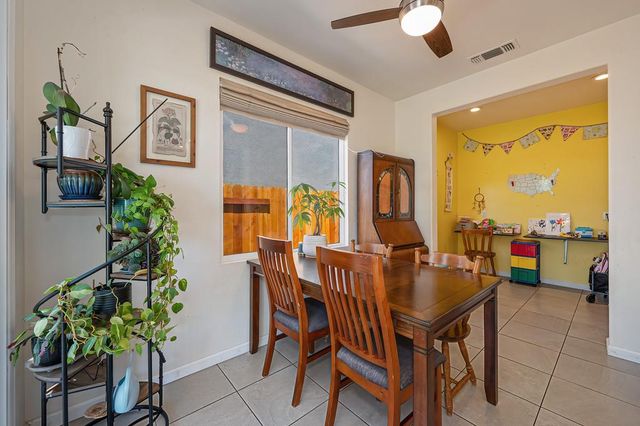 3665 Topaz Rd, West Sacramento, CA 95691