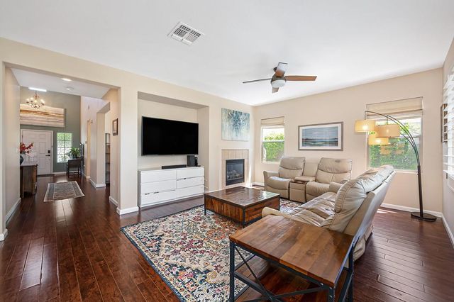 3665 Topaz Rd, West Sacramento, CA 95691
