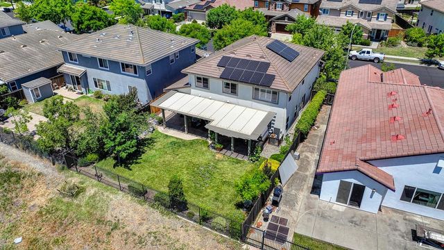 3665 Topaz Rd, West Sacramento, CA 95691