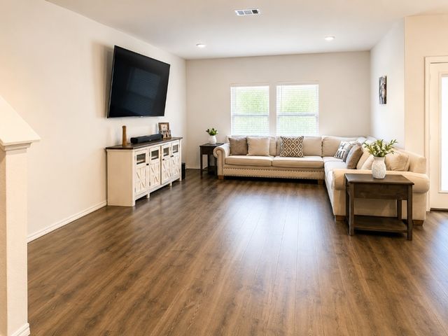 803 Farmstead Way, Royse City, TX 75189