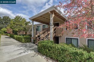 2940 Tice Creek Dr 6, Walnut Creek, CA 94595