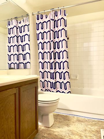 817 74th Street, Downers Grove, IL 60516