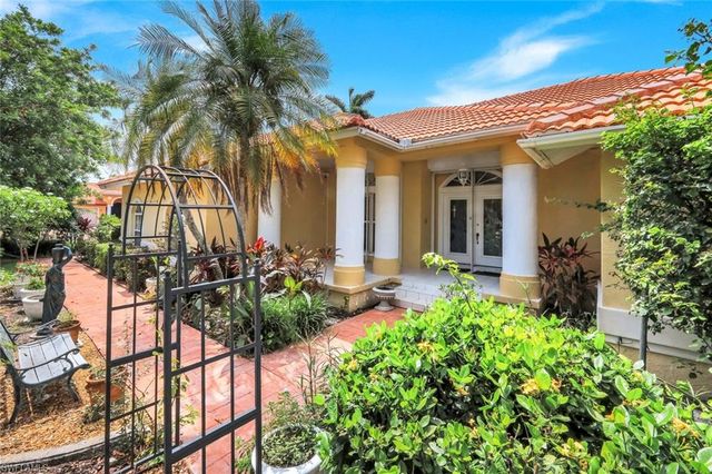 1942 San Marco RD, Marco Island, FL 34145
