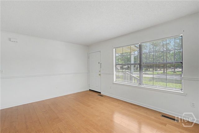 241 Pointe South Drive, Hinesville, GA 31313