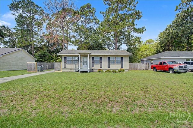 241 Pointe South Drive, Hinesville, GA 31313