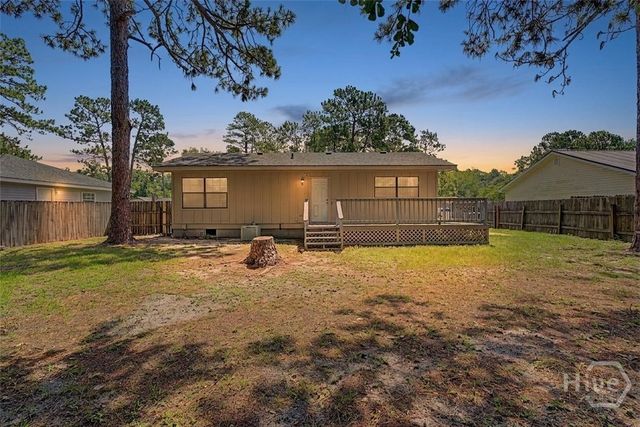 241 Pointe South Drive, Hinesville, GA 31313