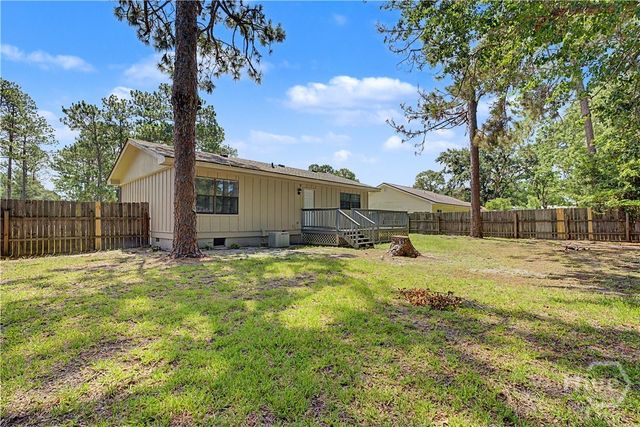 241 Pointe South Drive, Hinesville, GA 31313