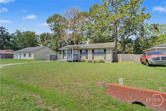 241 Pointe South Drive, Hinesville, GA 31313