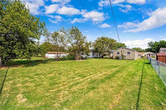 621 SW 26th St, Lawton, OK 73505