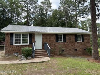 185 Cox Street, Southern Pines, NC 28387