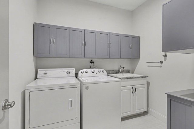 3110 Millbury Lane, Ann Arbor, MI 48105