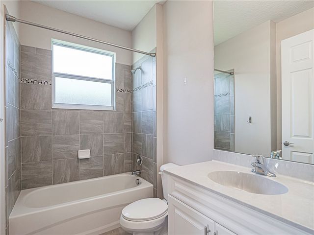 7473 White Oak Lane, Vero Beach, FL 32966