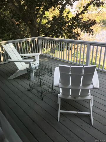 1375 W Main Street, Riverhead, NY 11901