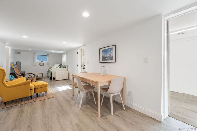 1375 W Main Street, Riverhead, NY 11901