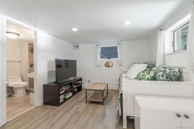 1375 W Main Street, Riverhead, NY 11901