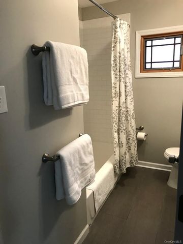 1375 W Main Street, Riverhead, NY 11901