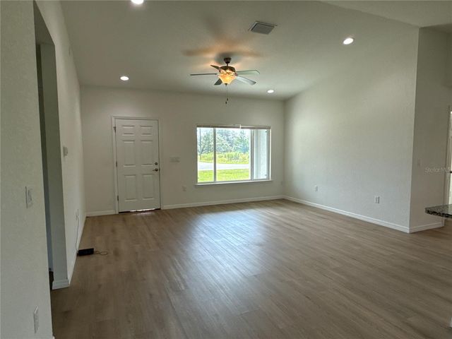 22 MALAUKA CIRCLE, Ocklawaha, FL 32179