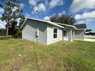 22 MALAUKA CIRCLE, Ocklawaha, FL 32179