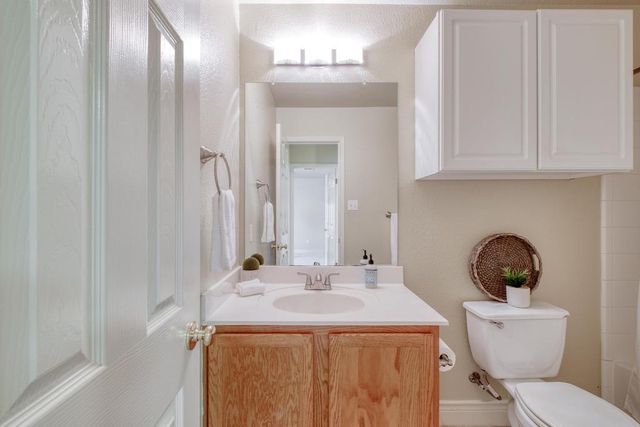 1303 Ridgewood DR, Leander, TX 78641