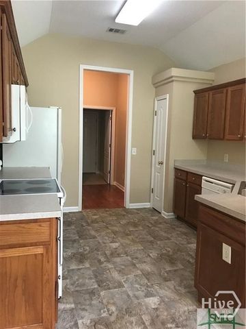 154 Carolina Cherry Court, Pooler, GA 31322
