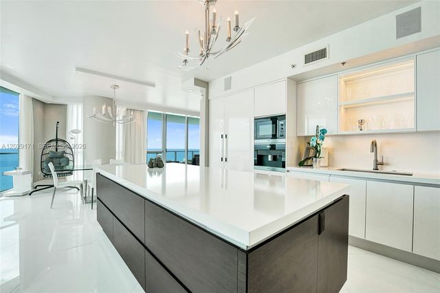 3101 S Ocean Dr 2208, Hollywood, FL 33019