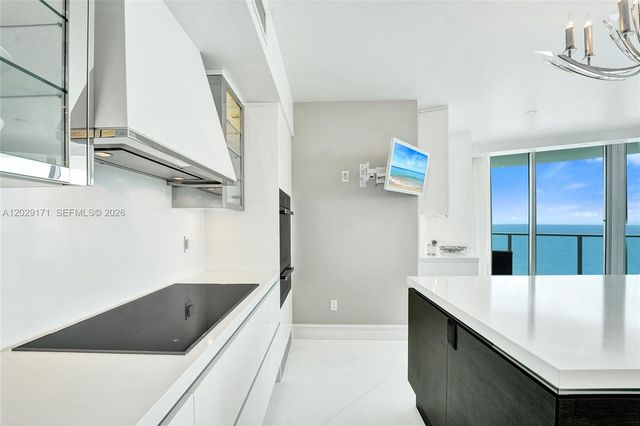 3101 S Ocean Dr 2208, Hollywood, FL 33019