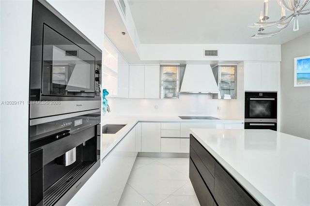 3101 S Ocean Dr 2208, Hollywood, FL 33019