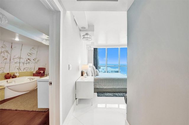 3101 S Ocean Dr 2208, Hollywood, FL 33019