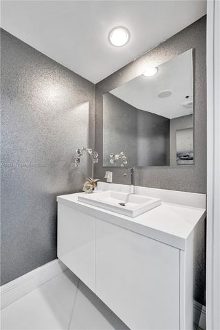 3101 S Ocean Dr 2208, Hollywood, FL 33019