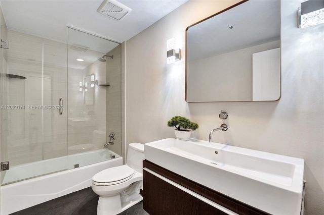 3101 S Ocean Dr 2208, Hollywood, FL 33019