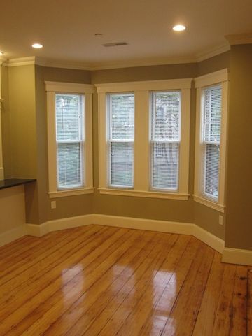 6 Centre 2, Cambridge, MA 02110