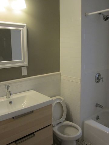 6 Centre 2, Cambridge, MA 02110