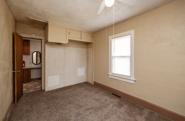 4040 1st Street, Des Moines, IA 50313