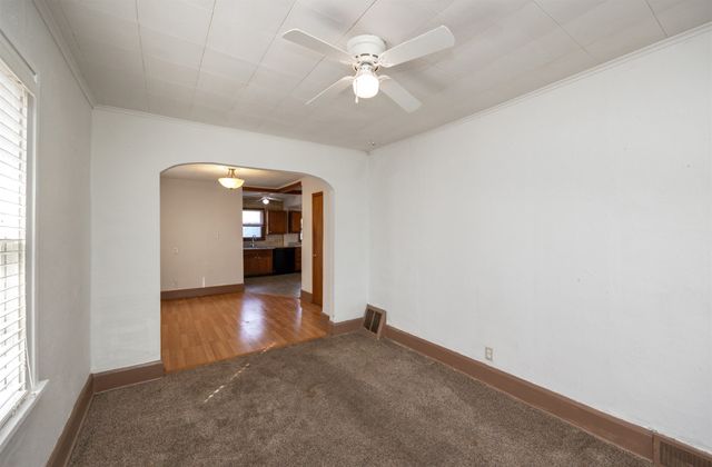 4040 1st Street, Des Moines, IA 50313