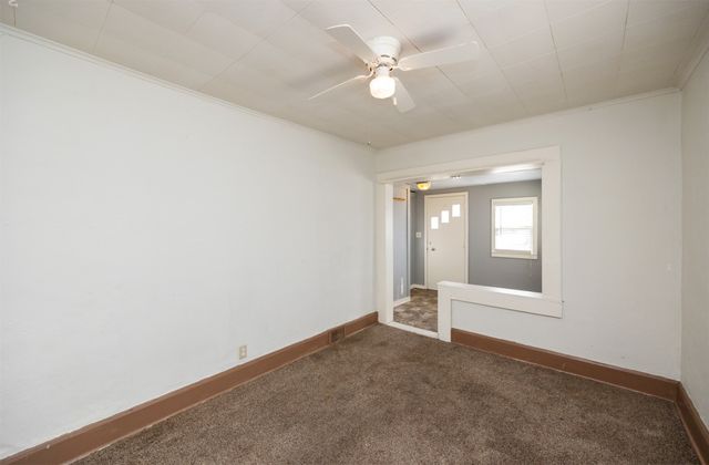 4040 1st Street, Des Moines, IA 50313