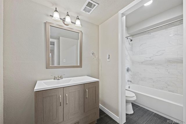 3539 S Fairplay Way 10, Aurora, CO 80014