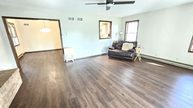 205 N Lincoln Street, Elwood, IL 60421