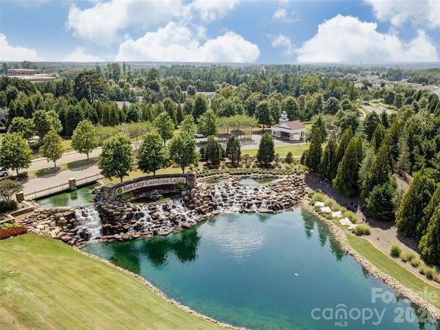 1028 Sweetleaf Drive, Fort Mill, SC 29707