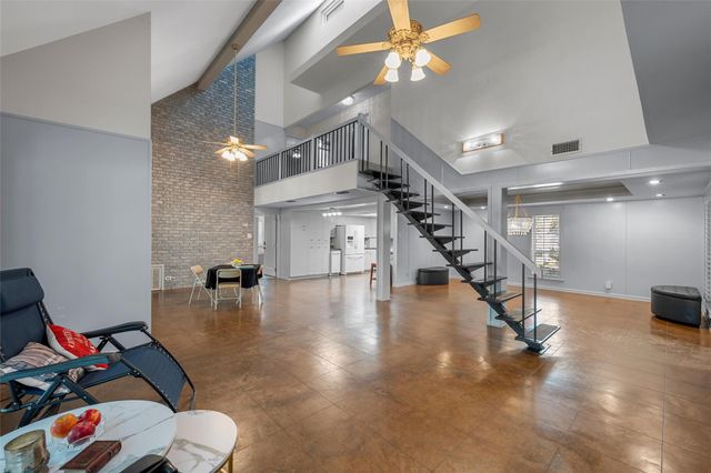 827 Lcr 894, Jewett, TX 75846