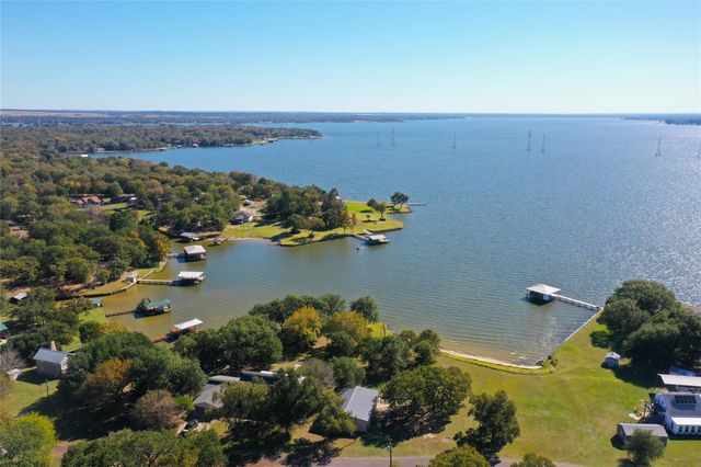 827 Lcr 894, Jewett, TX 75846