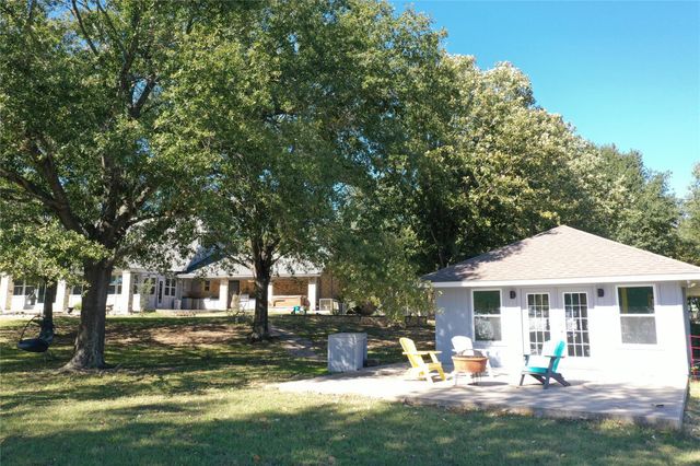 827 Lcr 894, Jewett, TX 75846