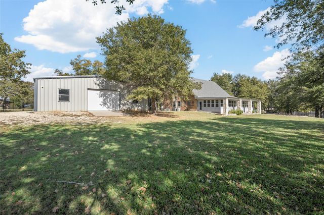 827 Lcr 894, Jewett, TX 75846