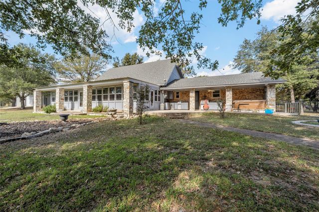 827 Lcr 894, Jewett, TX 75846