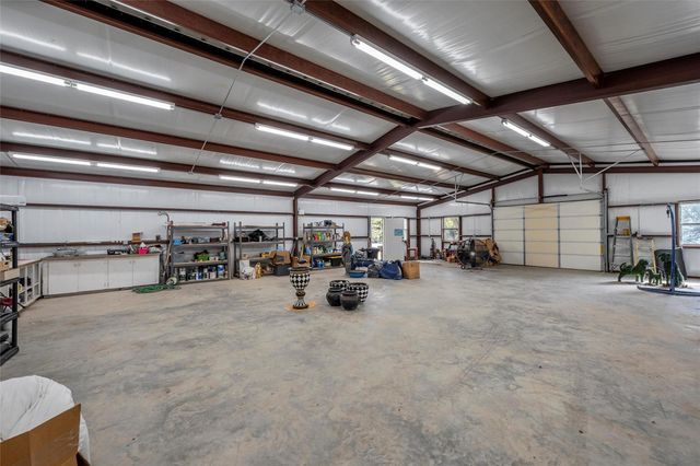 827 Lcr 894, Jewett, TX 75846