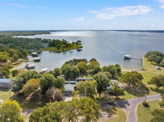 827 Lcr 894, Jewett, TX 75846