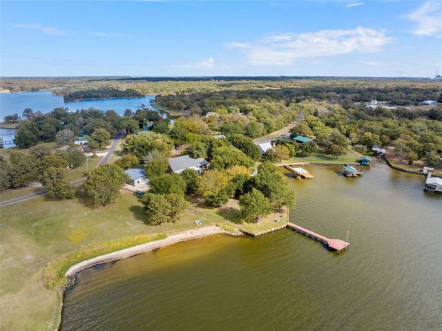 827 Lcr 894, Jewett, TX 75846