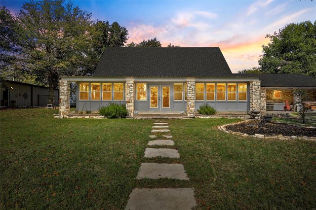 827 Lcr 894, Jewett, TX 75846